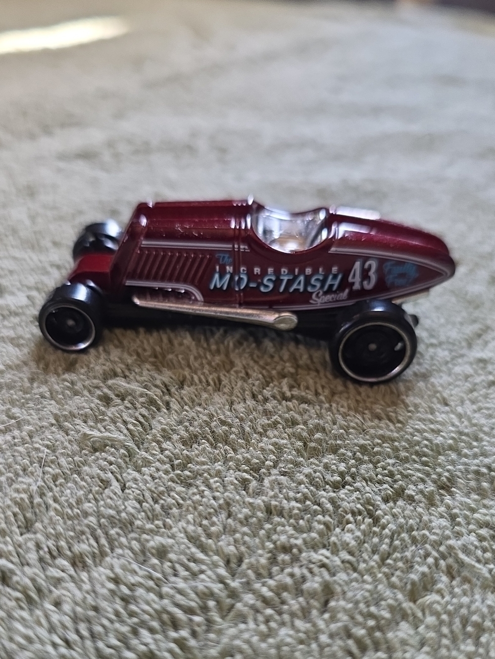 Mo-Stash Special #43 Metallic Red Die-Cast Toy Car